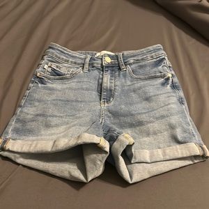 Judy blue shorts